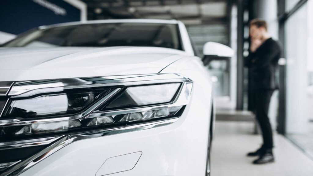 Carro de luxo x carro popular: como o IPVA impacta o custo de propriedade a longo prazo?